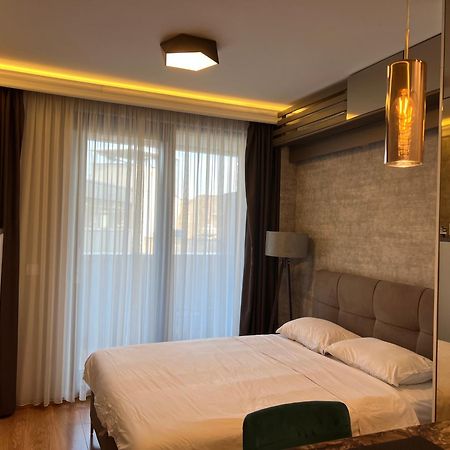 Helena Apartment Novi Sad Exterior foto